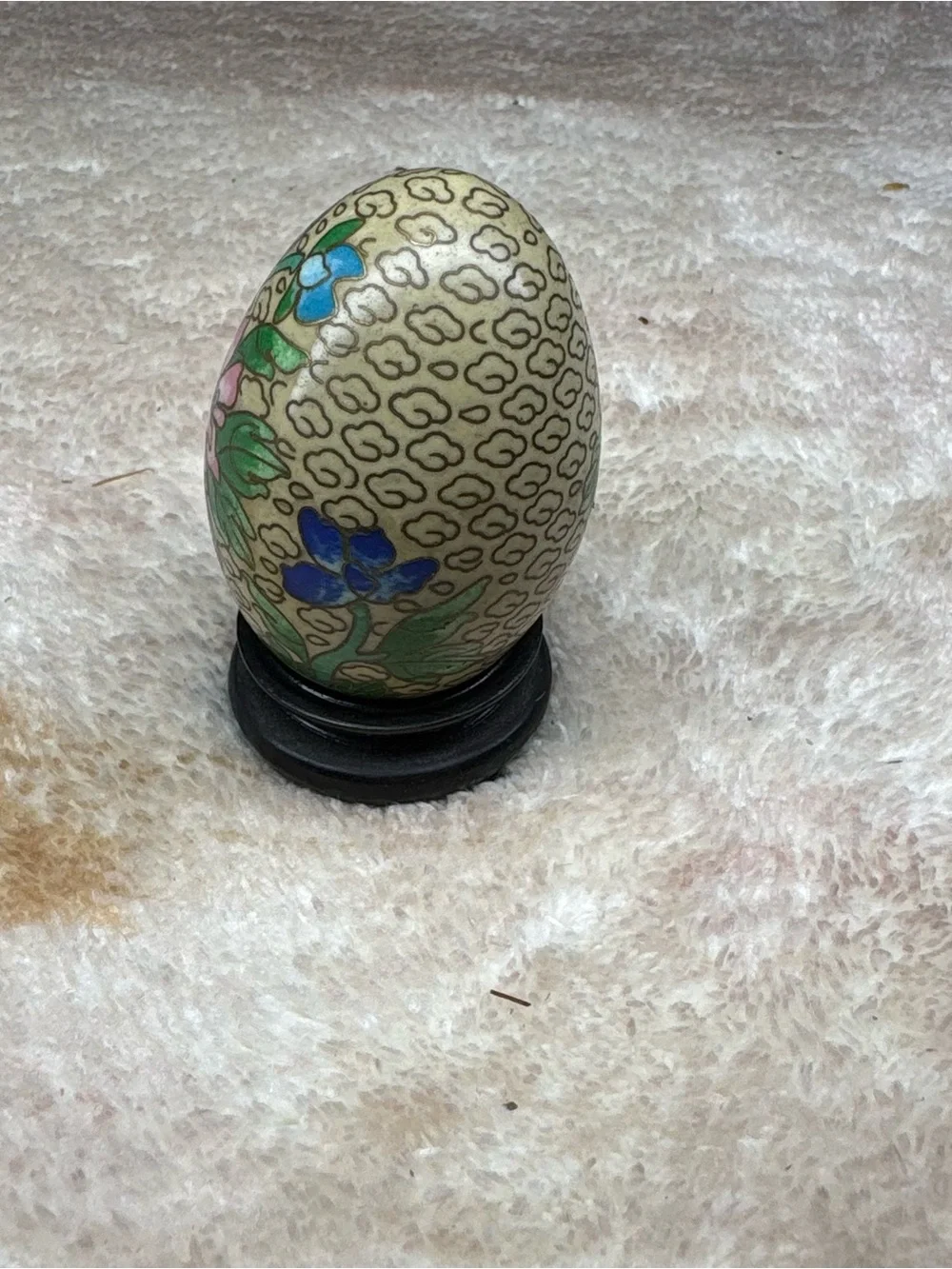 Floral Chinese Cloisonne Tiny Egg W Wood Stand Gold Green Pink